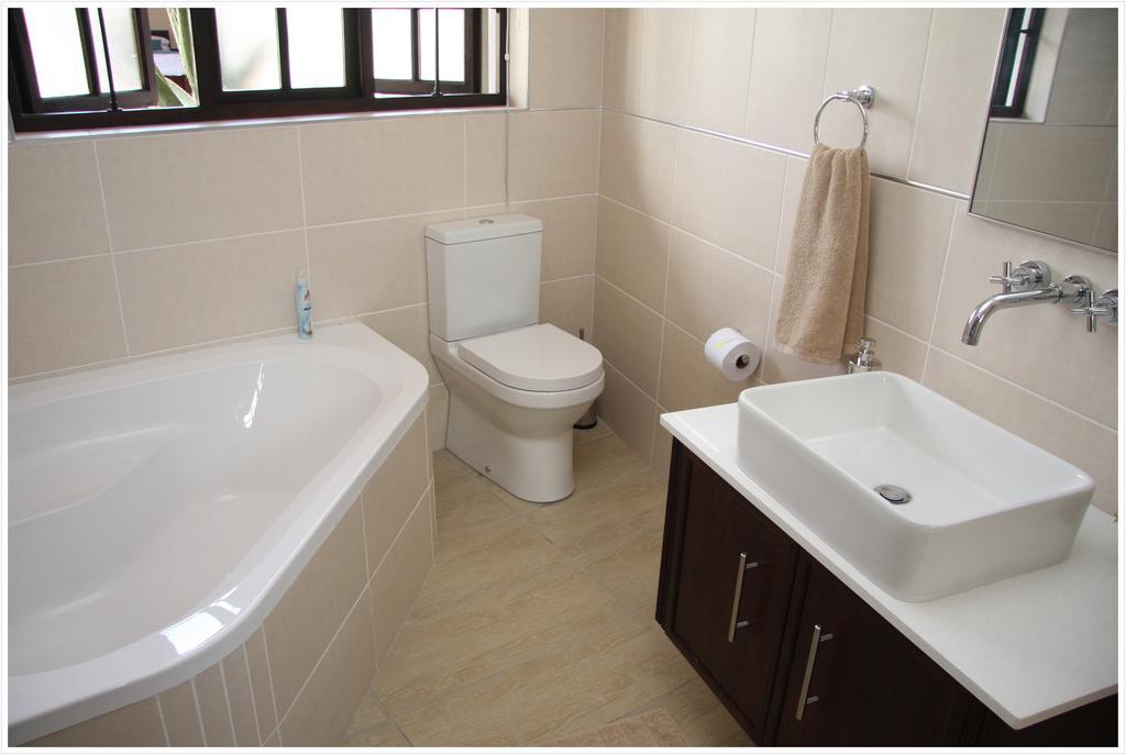 Be At Home Guesthouse Klerksdorp Rom bilde