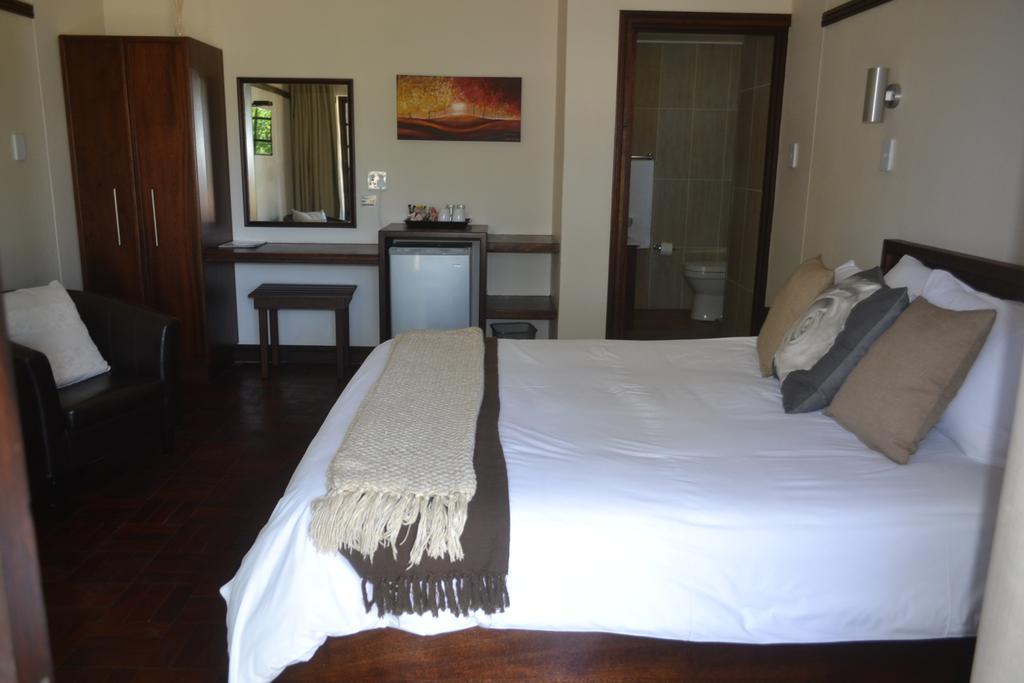 Be At Home Guesthouse Klerksdorp Eksteriør bilde